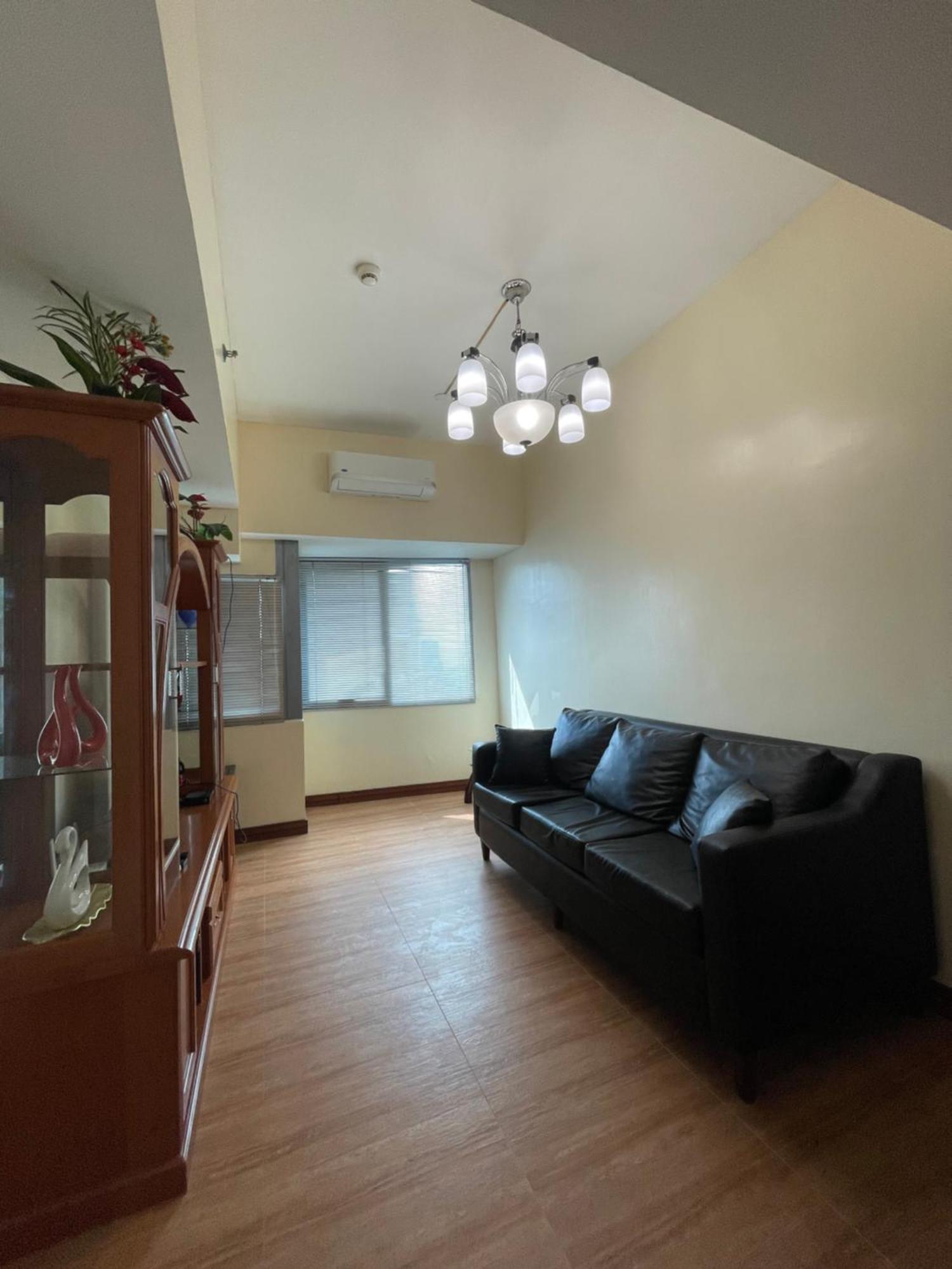 1Br At Pearl Of The Orient Tower In Front Of Us Embassy Apartment Manila Exterior photo